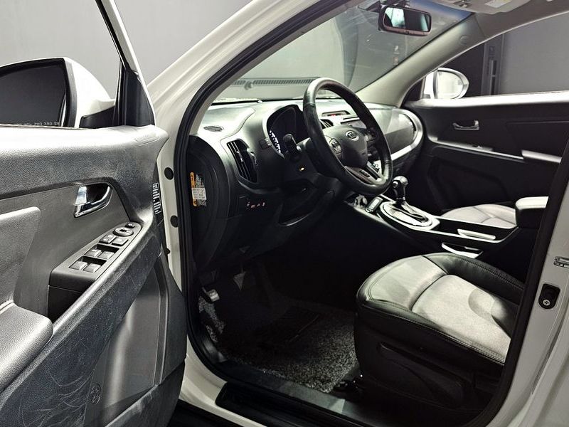 2012 Kia Sportage Diesel 2WD TLX High-Deluxe photo 12