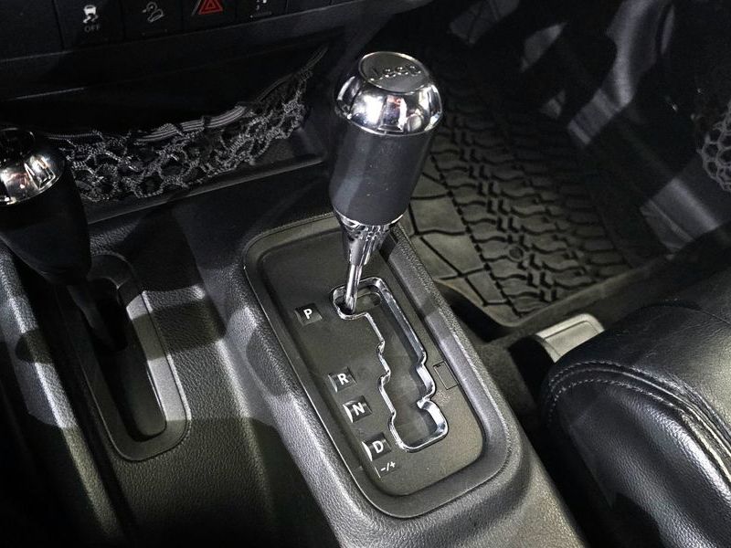 2012 Jeep Wrangler 2.8 Diesel Rubicon 2Door photo 9