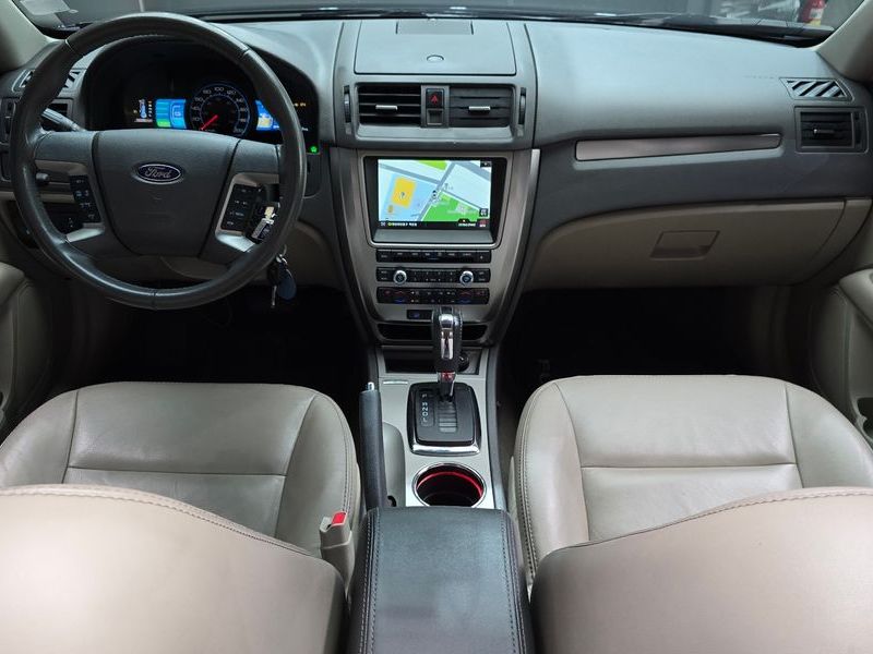 2012 Ford Fusion Hybrid photo 7