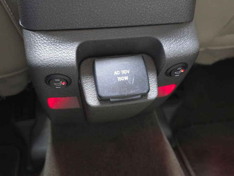 2012 Ford Fusion Hybrid photo 19