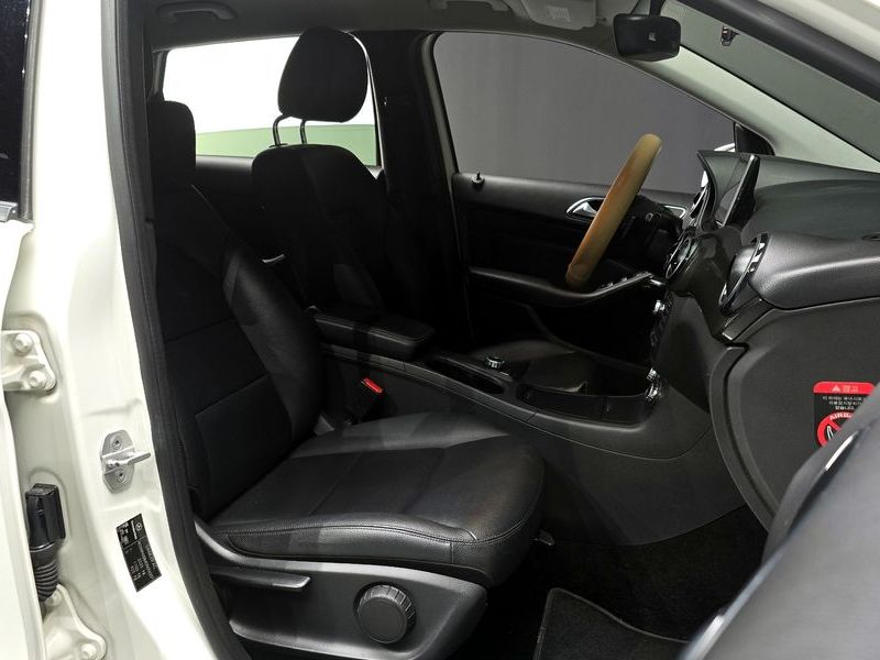 2013 Mercedes-Benz B-클래스 W246 B200 CDI Blue efficiency photo 10
