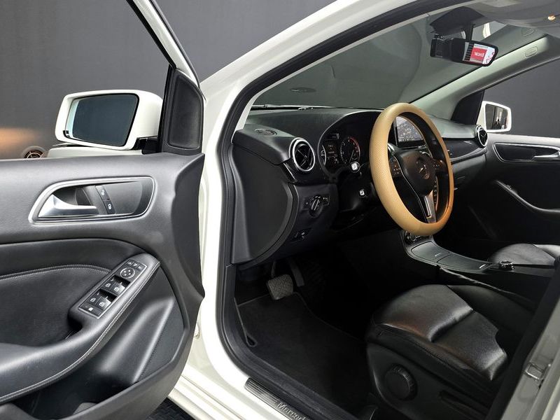 2013 Mercedes-Benz B-클래스 W246 B200 CDI Blue efficiency photo 11