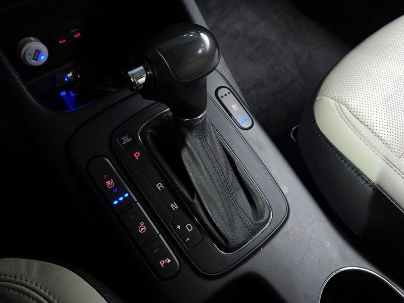 2013 Kia K3 Noblesse photo 9