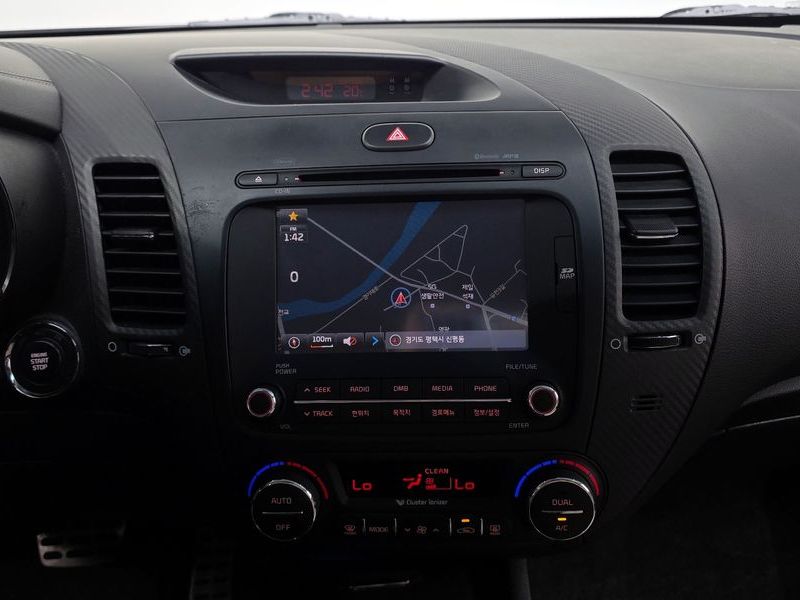 2013 Kia K3 Noblesse photo 14