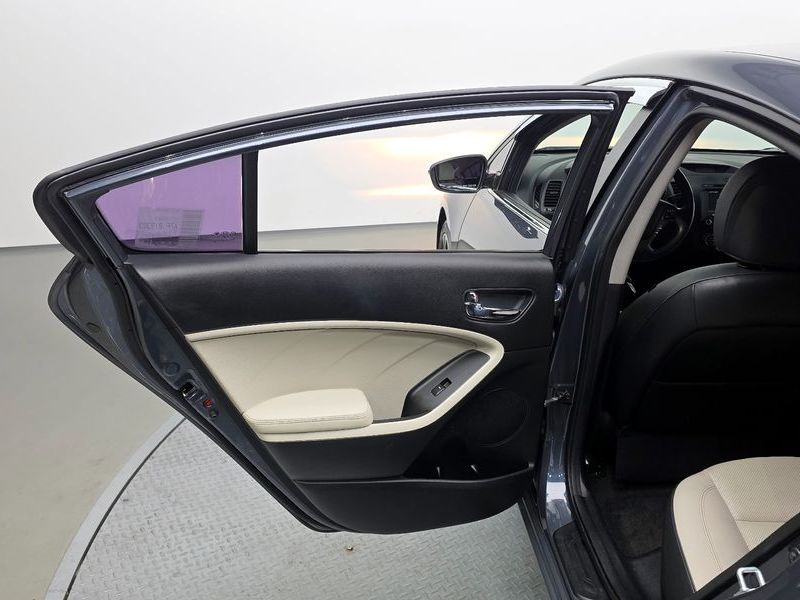 2013 Kia K3 Noblesse photo 25