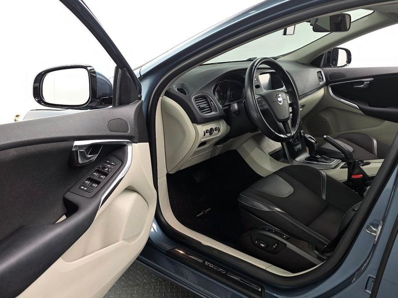 2014 Volvo V40 D2 2nd photo 10