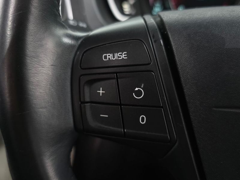 2014 Volvo V40 D2 2nd photo 17