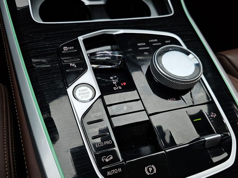 2024 BMW X5 xDrive 40i M Sport photo 9