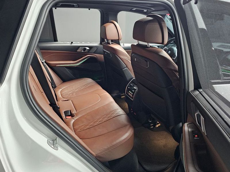 2024 BMW X5 xDrive 40i M Sport photo 12