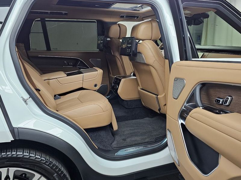2024 Land Rover Range Rover P530 Autobiography Long Wheel Base photo 12