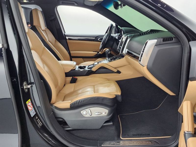 2014 Porsche Cayenne 3.0 Diesel Platium Edition 958 photo 11