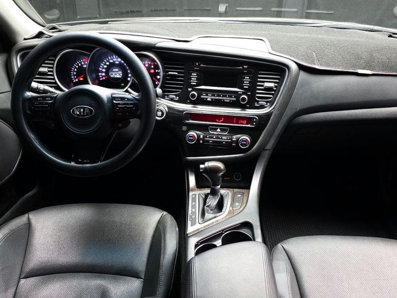 2014 Kia K5 Luxury Trendy photo 7