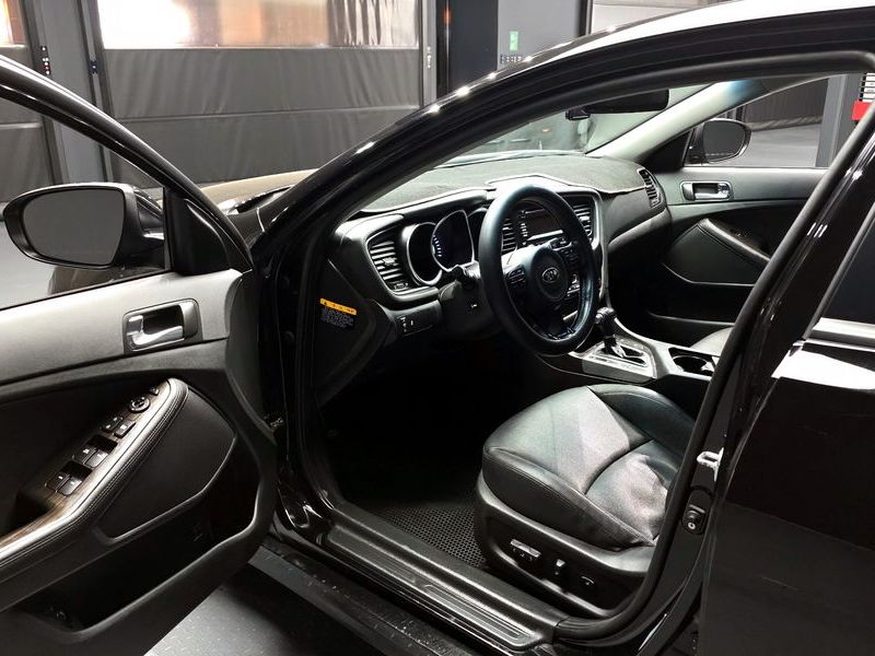 2014 Kia K5 Luxury Trendy photo 10