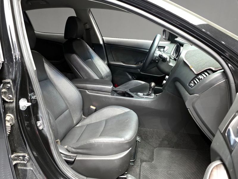2014 Kia K5 Luxury Trendy photo 11