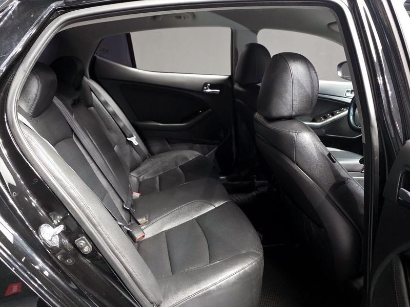 2014 Kia K5 Luxury Trendy photo 12
