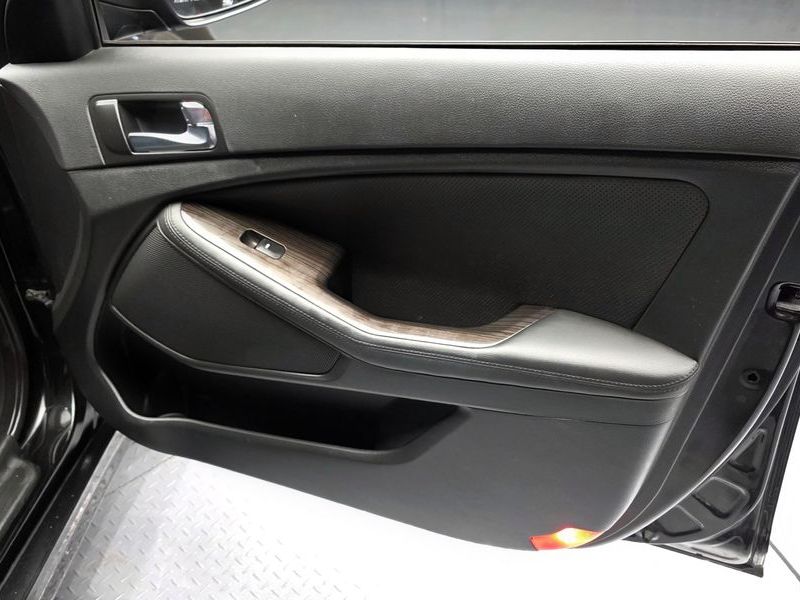 2014 Kia K5 Luxury Trendy photo 24