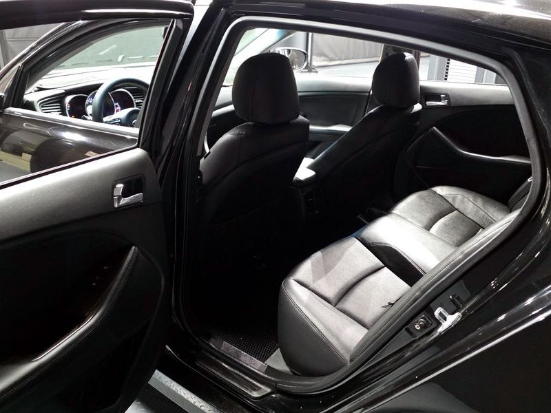 2014 Kia K5 Luxury Trendy photo 26