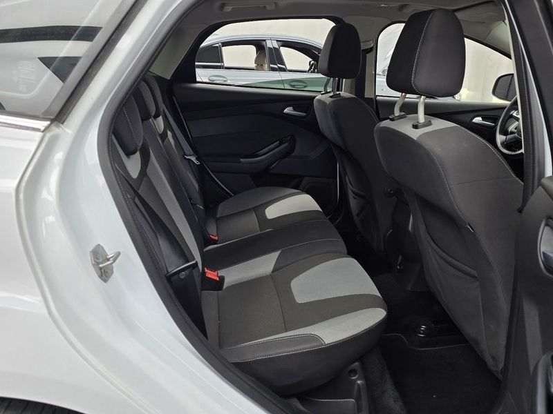 2014 Ford Focus 2.0 Diesel Sport Hatchback 3rd photo 12