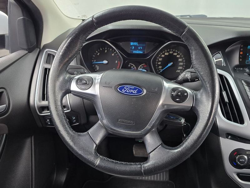 2014 Ford Focus 2.0 Diesel Sport Hatchback 3rd photo 13
