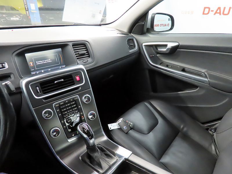 2015 Volvo S60 D2 2nd photo 15