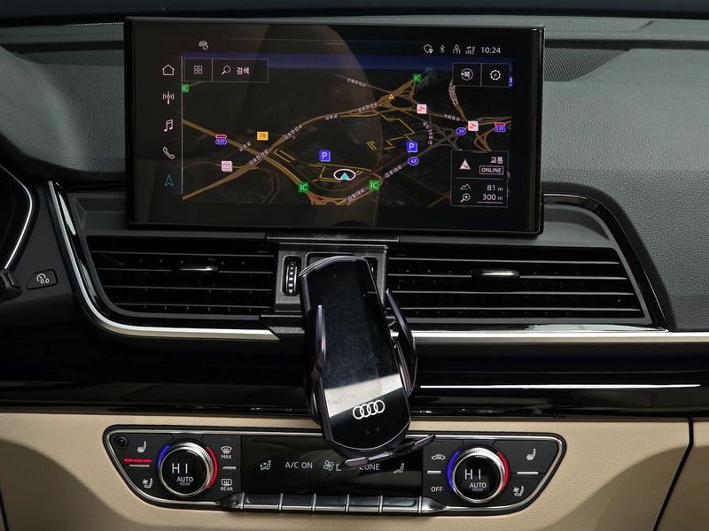 2024 Audi Q5 45 TFSI Quattro Premium photo 14