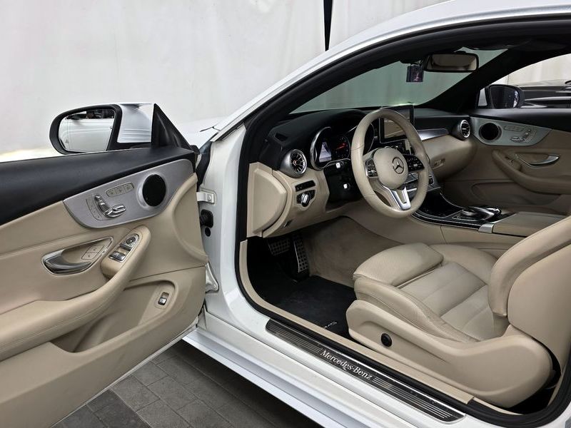 2016 Mercedes-Benz C-Class C200 Coupe photo 10