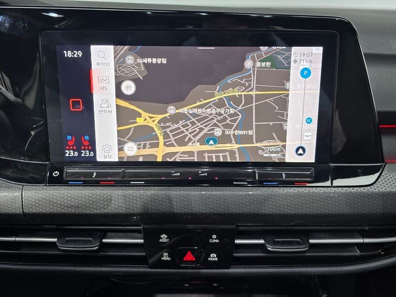 2024 Volkswagen Golf 2.0 GTI photo 13