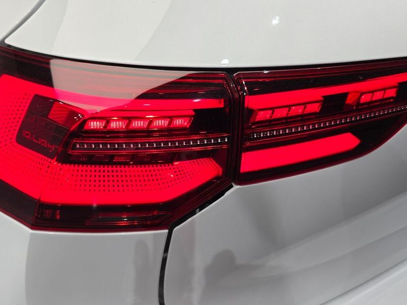 2024 Volkswagen Golf 2.0 GTI photo 23