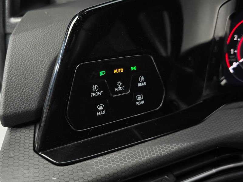 2024 Volkswagen Golf 2.0 GTI photo 30