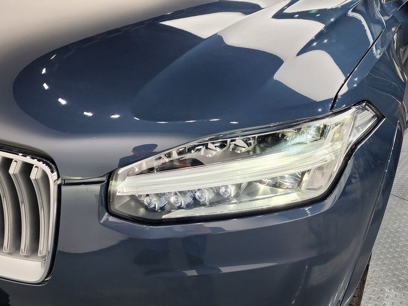 2023 Volvo XC90 B6 Ultimate Bright photo 22