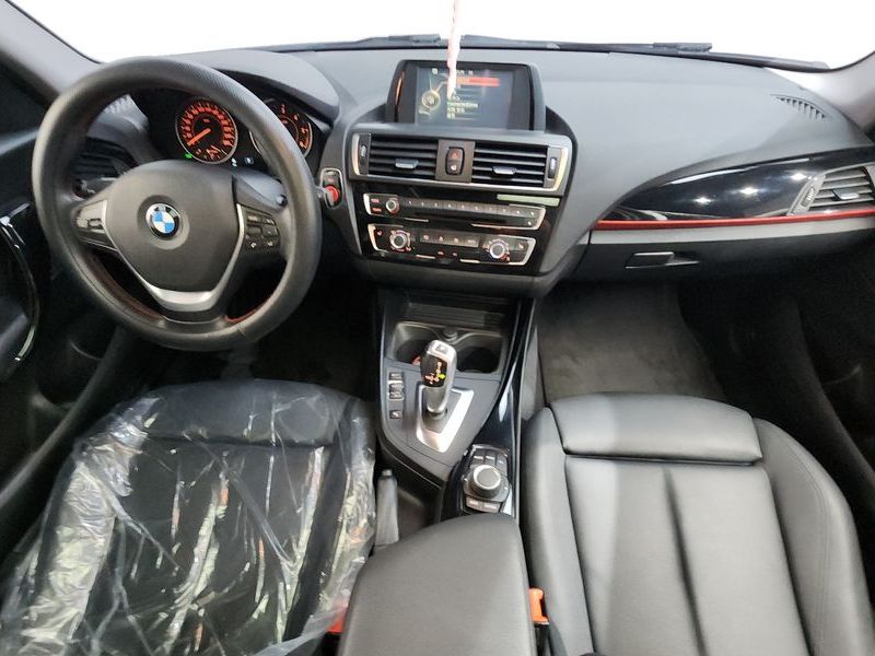 2016 BMW 1시리즈 118d Sport 5Door photo 7