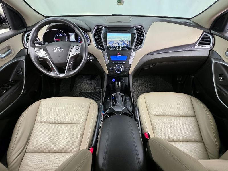 2015 Hyundai Santa Fe Diesel(e-VGT) 2.0 2WD Premium photo 7