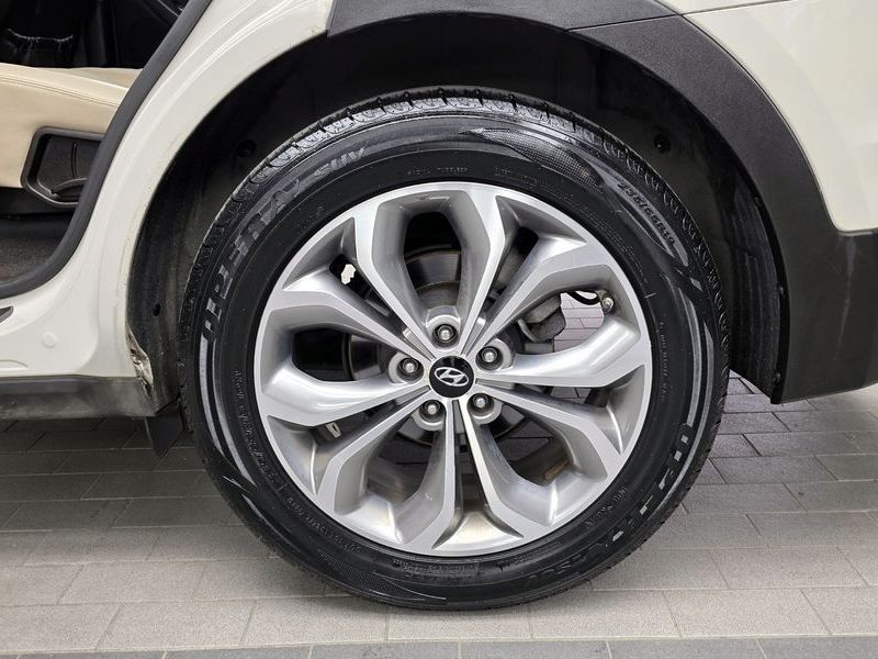 2015 Hyundai Santa Fe Diesel(e-VGT) 2.0 2WD Premium photo 21