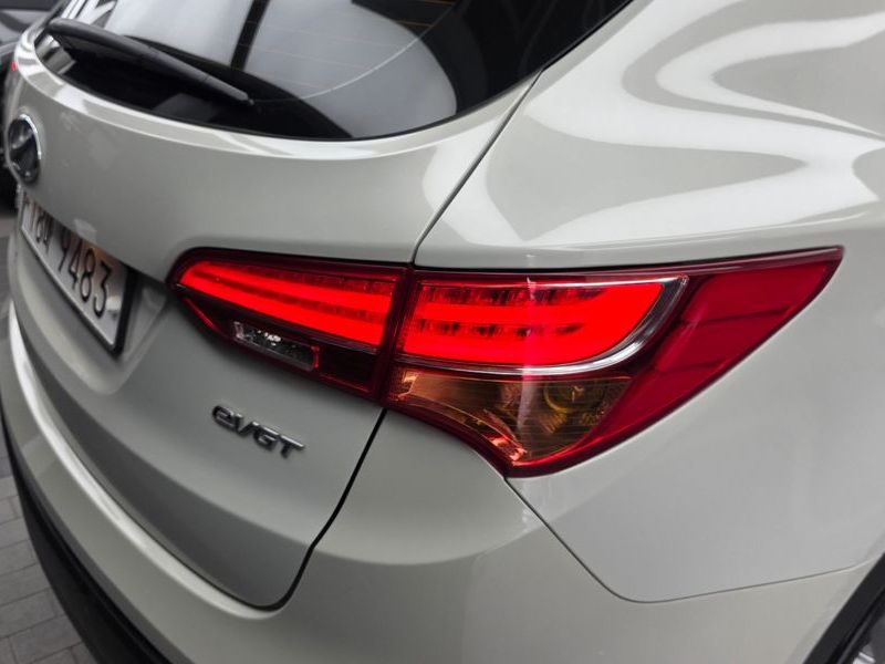 2015 Hyundai Santa Fe Diesel(e-VGT) 2.0 2WD Premium photo 23