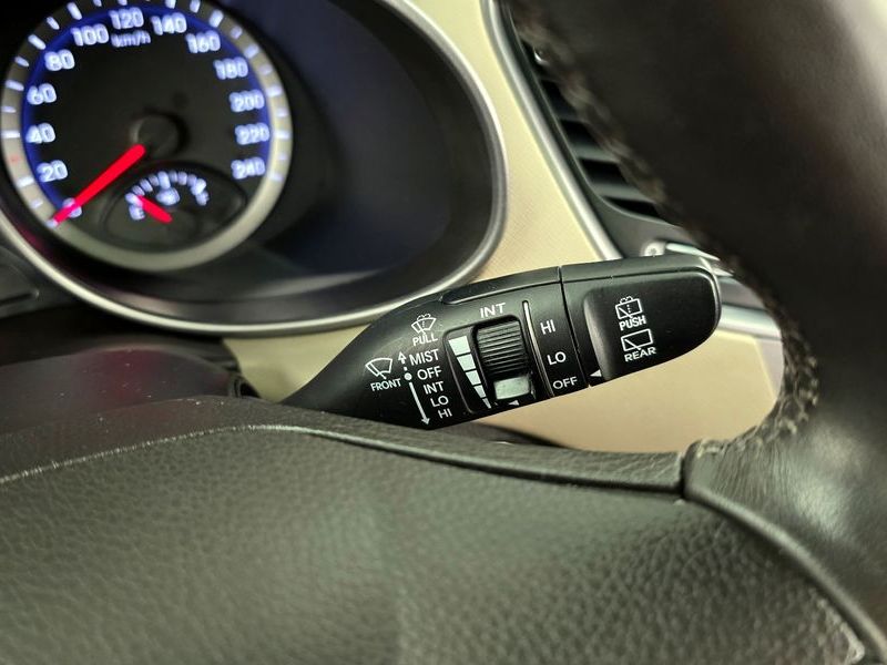 2015 Hyundai Santa Fe Diesel(e-VGT) 2.0 2WD Premium photo 30