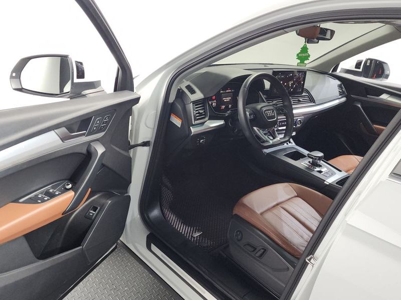 2022 Audi Q5 45 TFSI Quattro Sportback photo 10