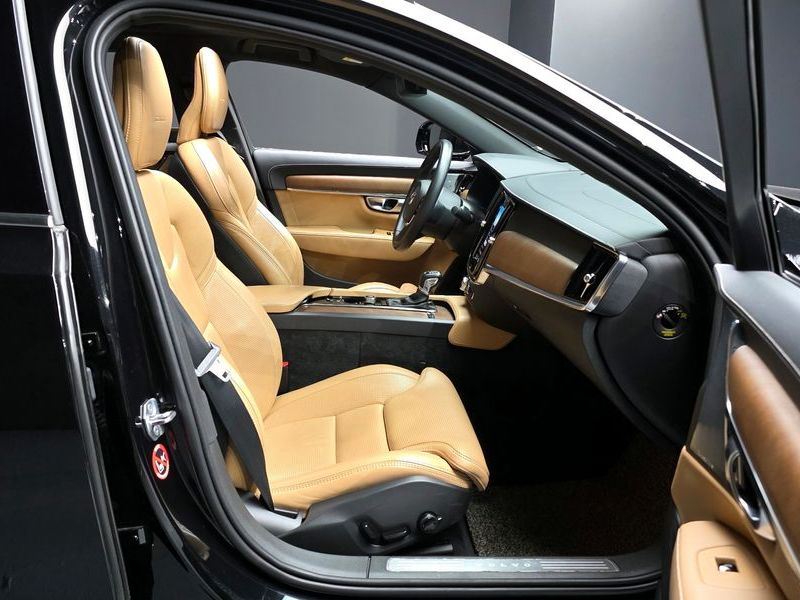 2020 Volvo S90 T5 Inscription photo 10