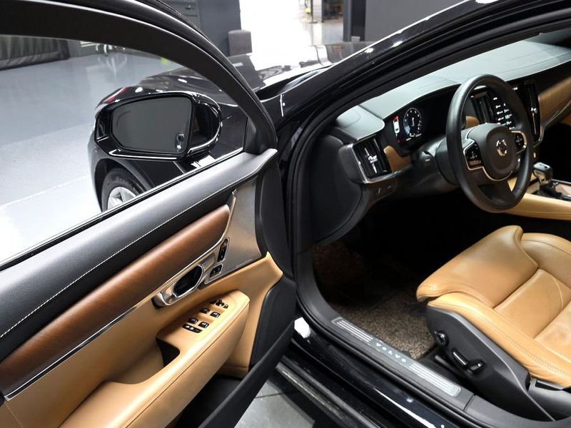 2020 Volvo S90 T5 Inscription photo 11