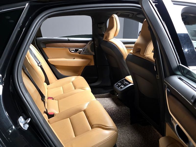 2020 Volvo S90 T5 Inscription photo 12