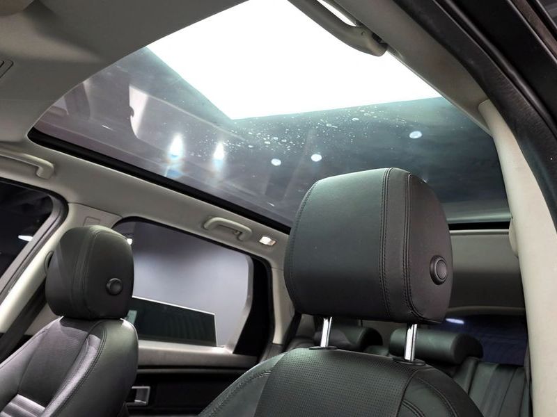 2015 Land Rover Discovery Sport 2.2 SD4 HSE Luxury photo 17
