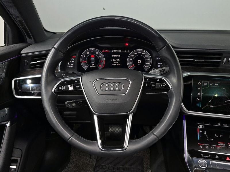 2020 Audi A6 45 TFSI Premium photo 13