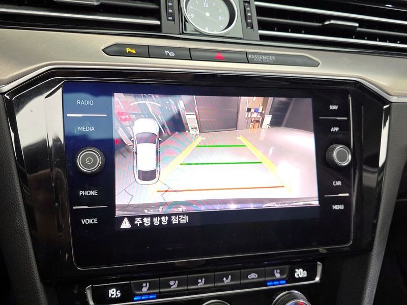 2020 Volkswagen Arteon 2.0 TDI Premium photo 17