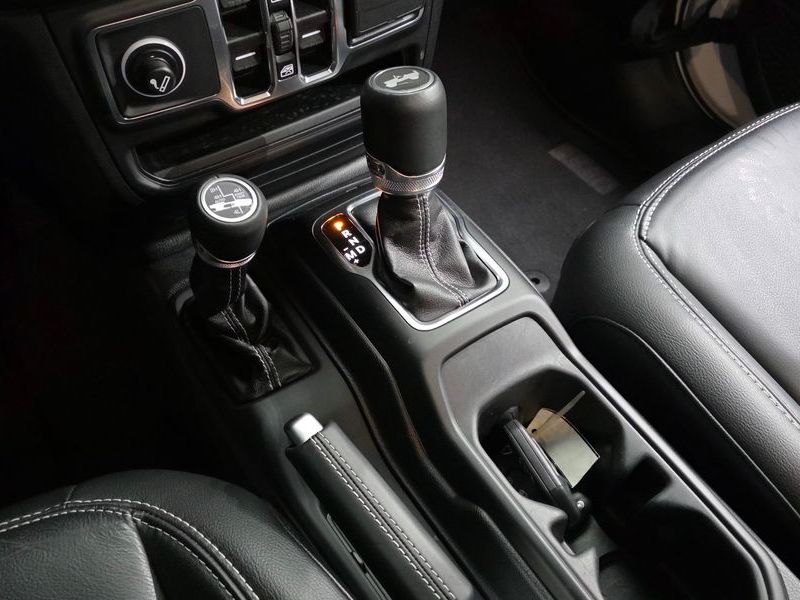 2021 Jeep Wrangler 2.0 Overland 4Door photo 9