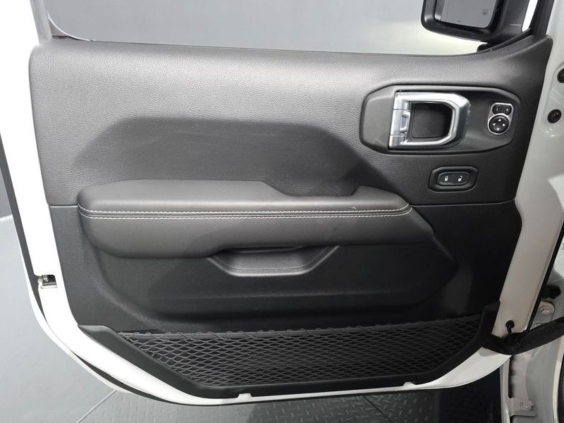 2021 Jeep Wrangler 2.0 Overland 4Door photo 17
