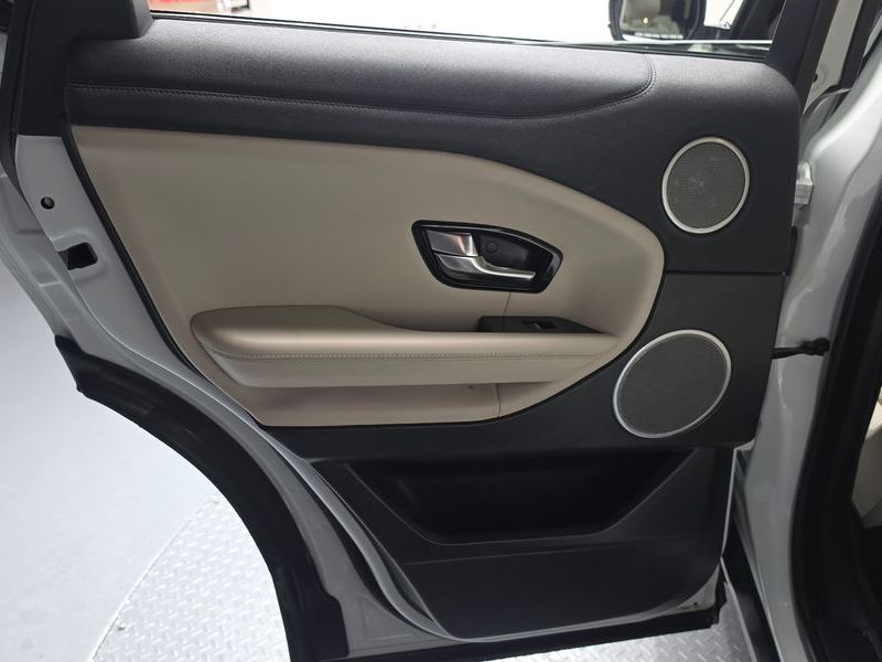 2018 Land Rover Range Rover Evoque 2.0 TD4 HSE photo 25