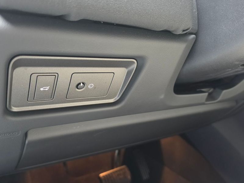 2018 Land Rover Range Rover Evoque 2.0 TD4 HSE photo 27