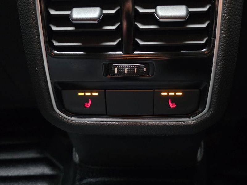 2018 Volkswagen Passat 2.0 TSI B7 photo 19
