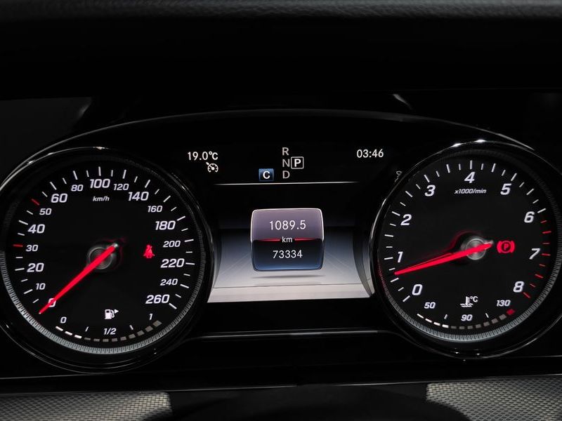 2019 Mercedes-Benz E-Class E300 Avantgarde photo 8