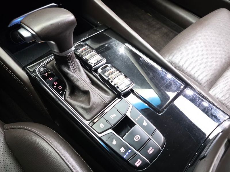 2017 Kia K7 Prestige photo 9