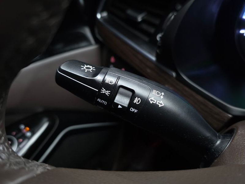 2017 Kia K7 Prestige photo 18